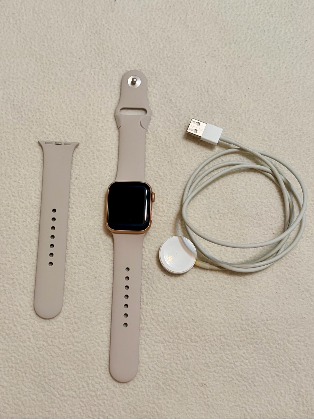 Apple Watch SE (40mm, GPS)